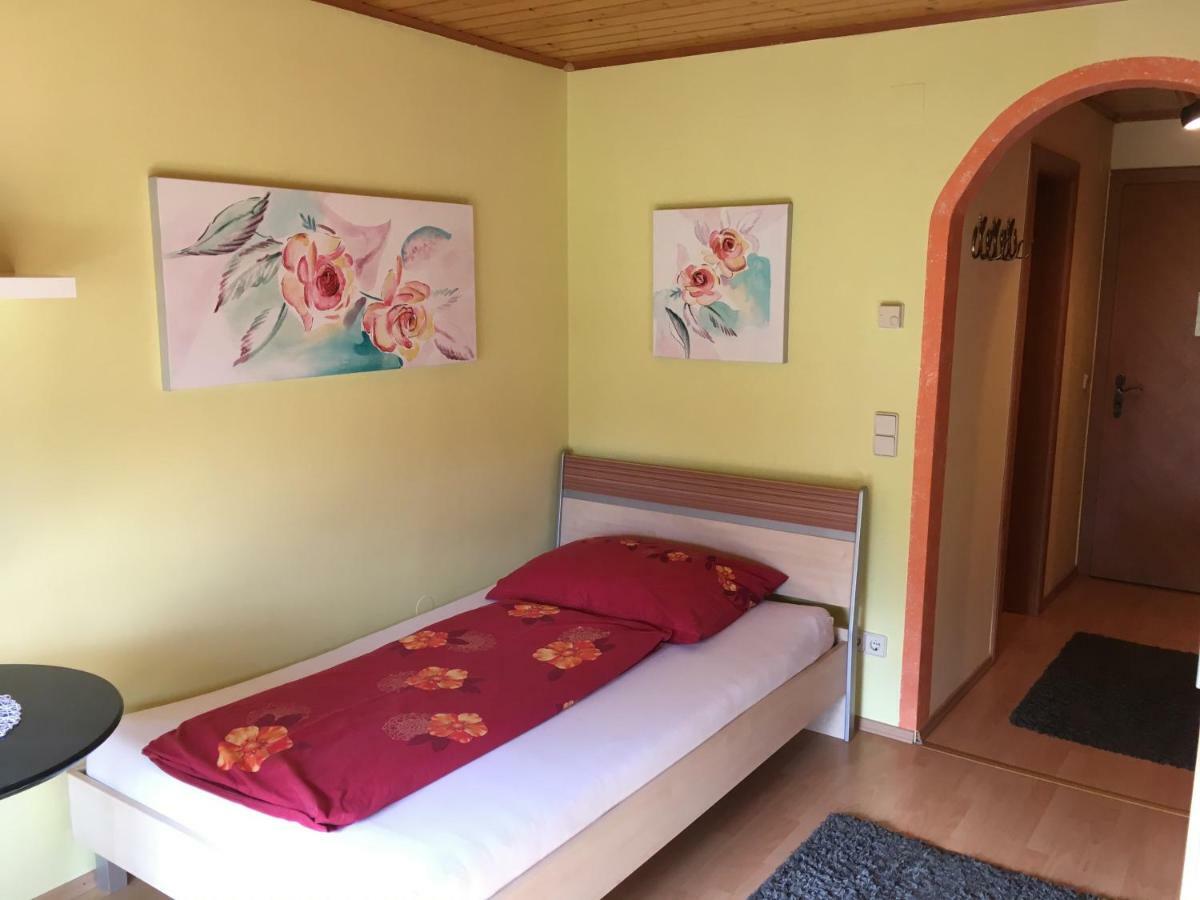 Pension Seerose Дроболлах-ам-Фаакер-Зее Экстерьер фото